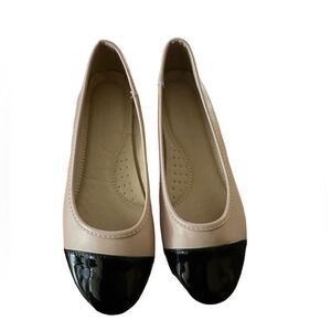 Wild Diva Ballet Flats, Blush Pink with Black Patent Toe Size 7 New without box